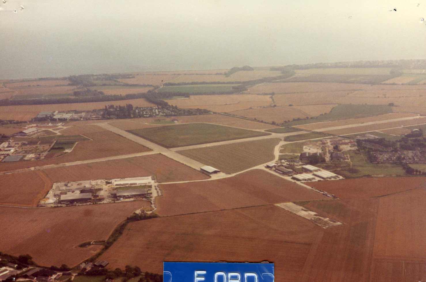 013c. 1982 aerial.jpg