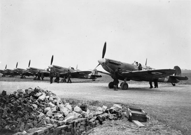 002IWM (CH 4914).jpg