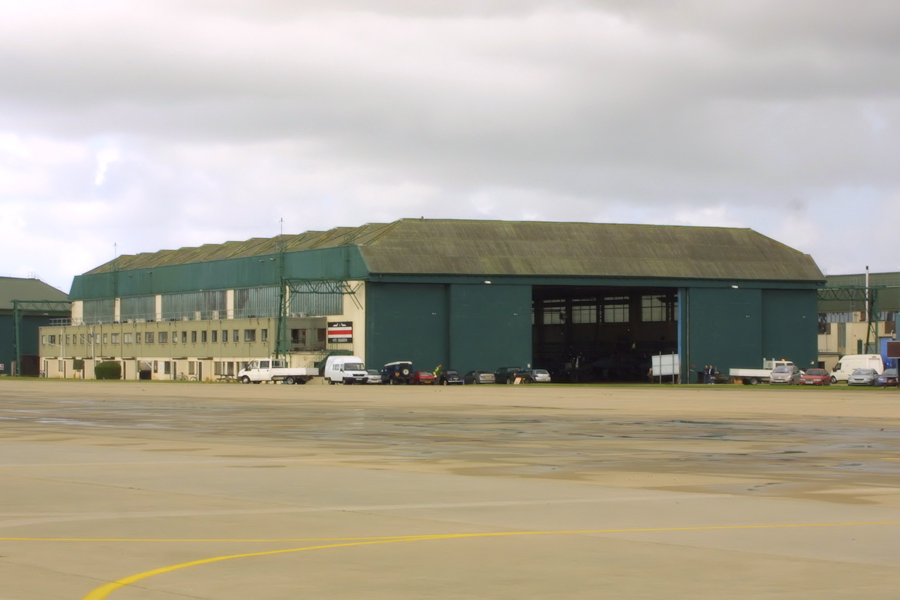 001Type C hangar - Nick Challoner 1.JPG