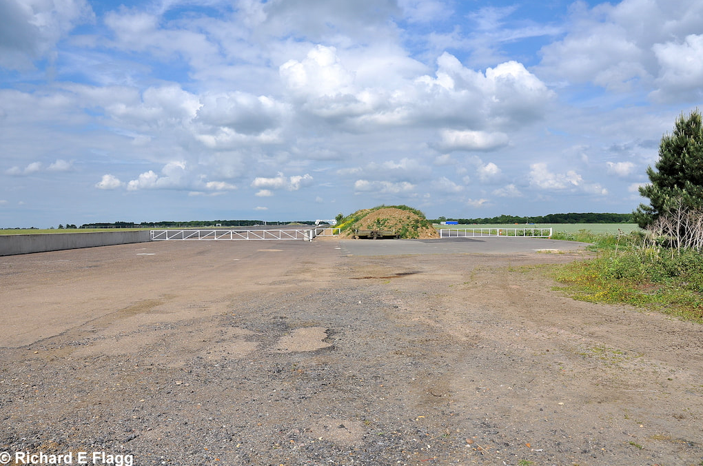009Runway 05:23. Looking north east from the runway 11:29 intersection - 24 June 2010.png