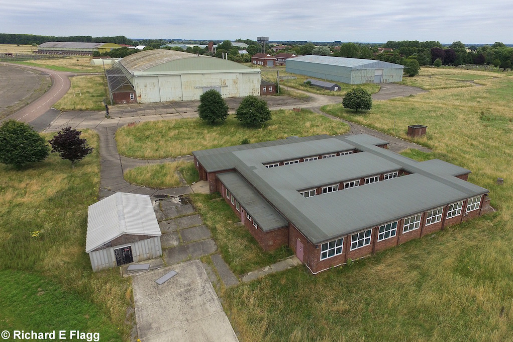 018Aerial View. RAF Waterbeach Airfield - 15 July 2016.png