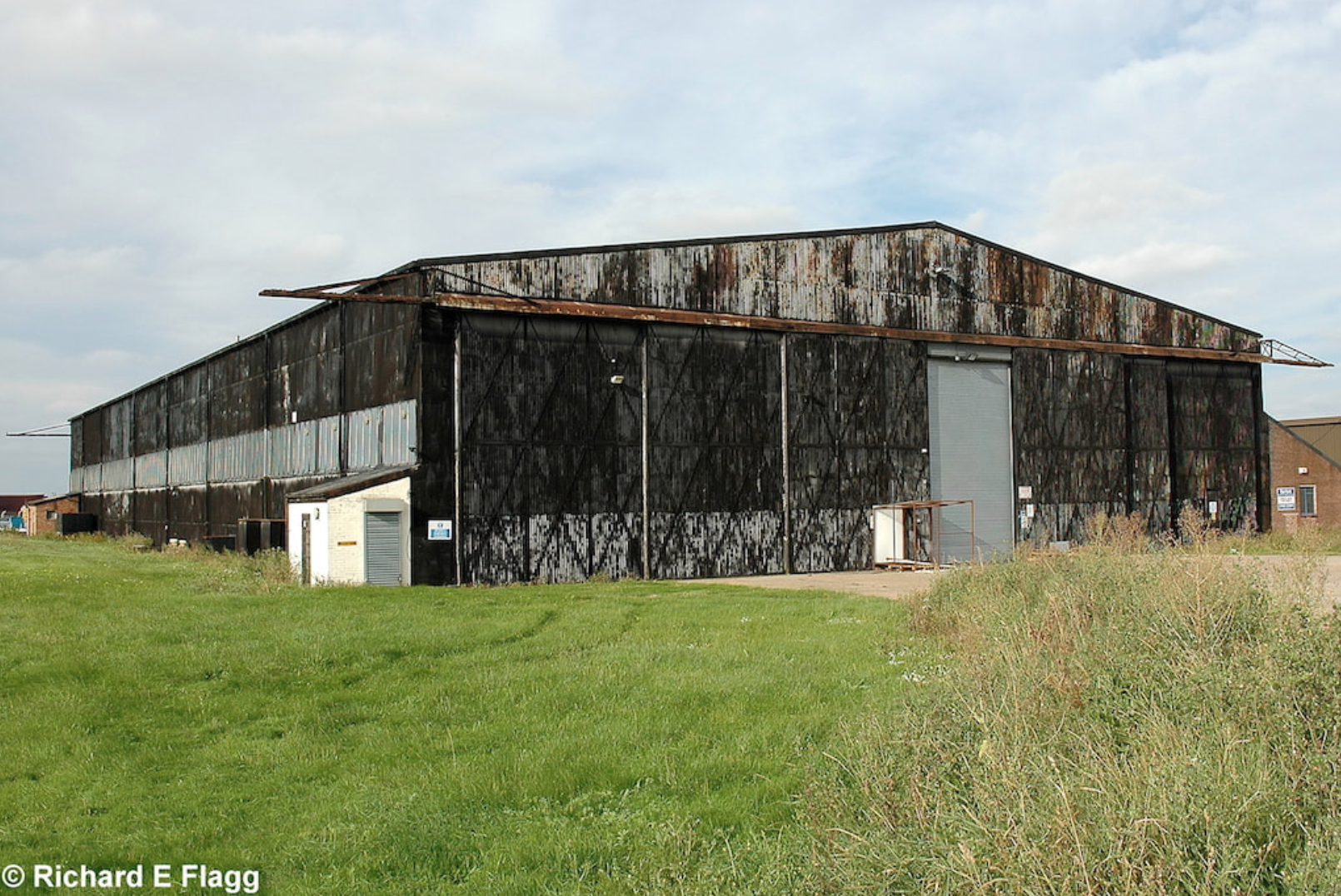 014Hangar : T2 Type Aircraft Shed (Building 114) - 25 August 2008.png