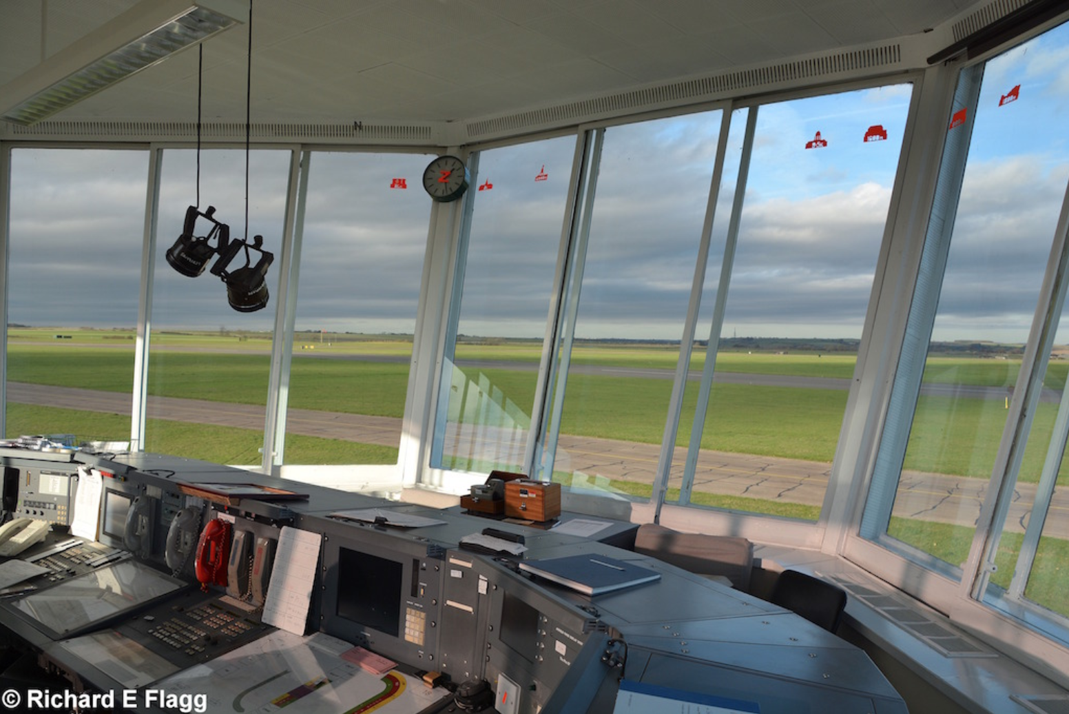 012Interior of the Control Tower : Watch Office for All RAF Commands - 12 November 2015.png
