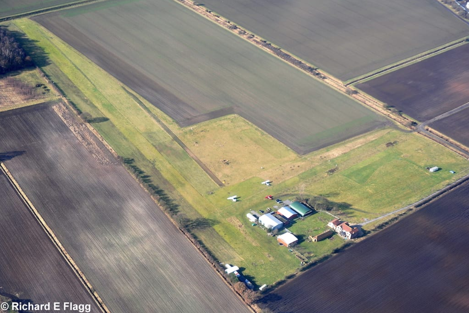 003Aerial View of North Moor Airfield 2 - 12 February 2011.png