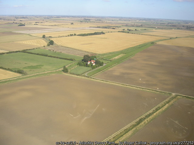 001geograph-277252-by-Roger-Callow.jpg