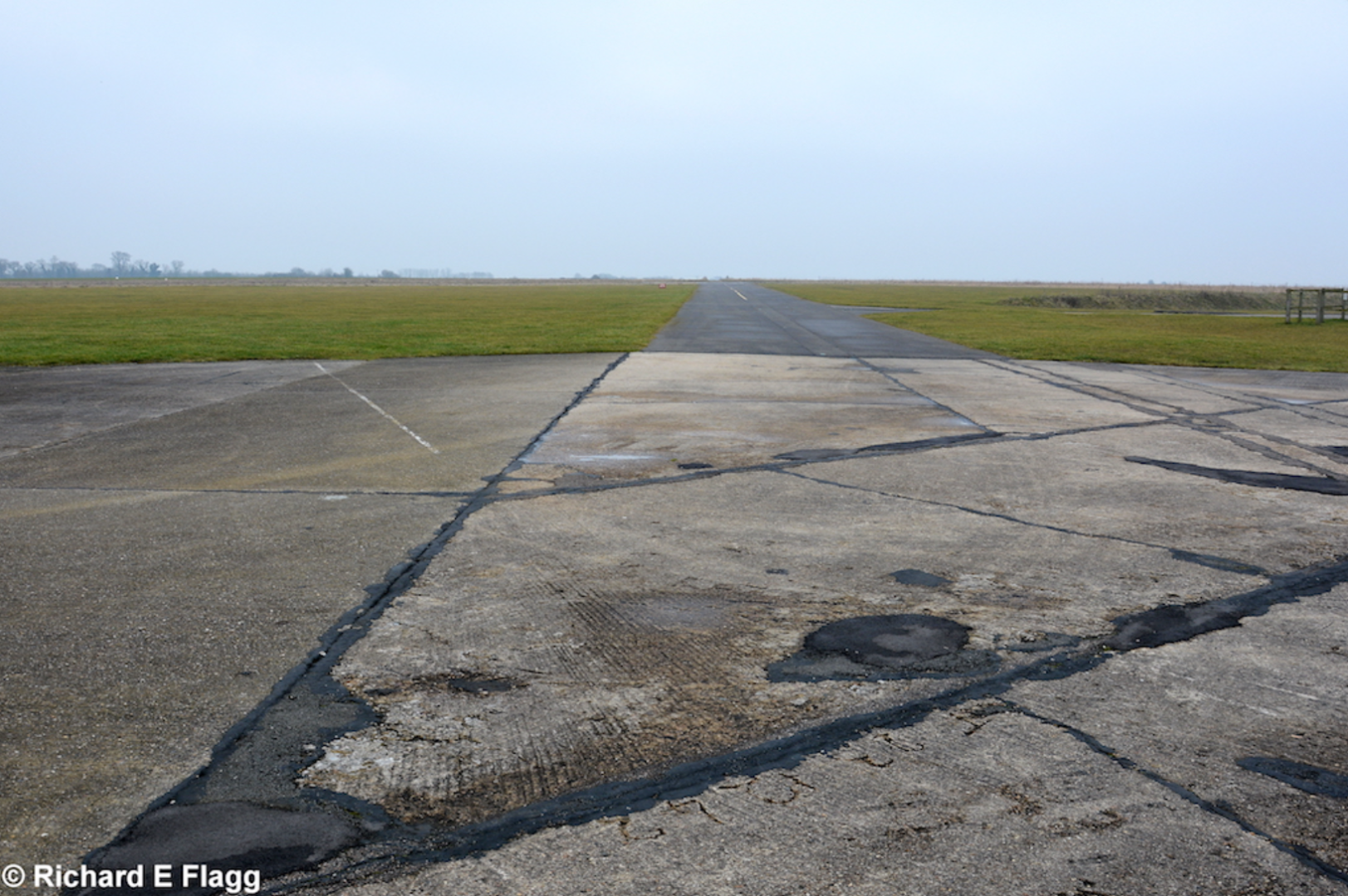 013Looking north east from the runway 03 threshold - 15 February 2015.png
